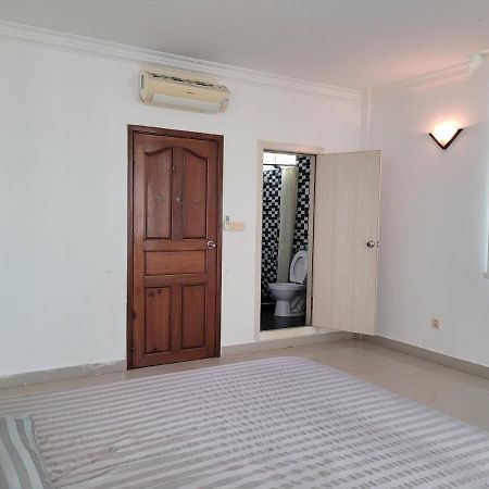 Yana House Phnom Penh Hotell Eksteriør bilde