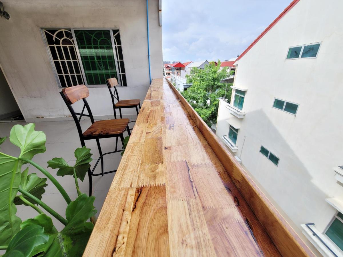 Yana House Phnom Penh Hotell Eksteriør bilde