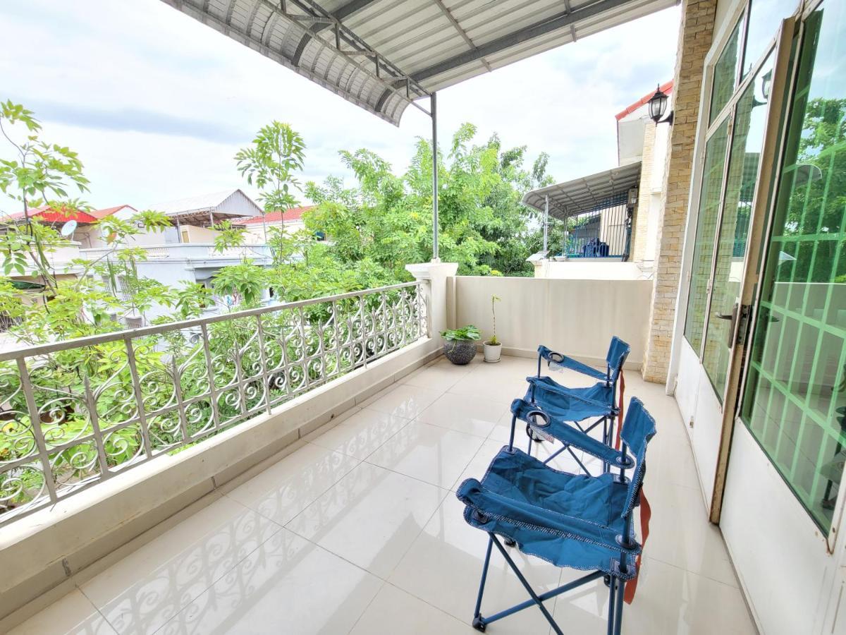 Yana House Phnom Penh Hotell Eksteriør bilde